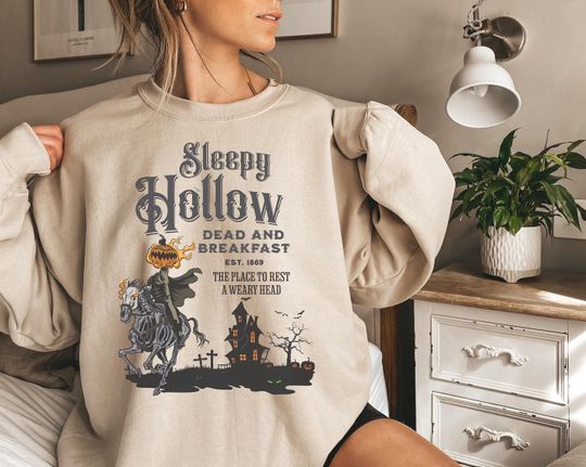 Vintage Halloween Scary Sweatshirt Sleepy Hollow Sweatshirt Headless Horseman Sweatshirt Halloween Horror Sweatshirt Horseman Sweatshirt