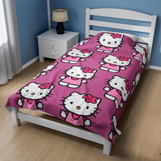 Cute Pink Hello Kitty Plush Blanket