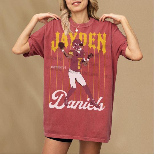 Discover Jayden Daniels Graphic T-Shirt, Unisex Maroon Yellow Football Memorabilia Tee, Jayden Daniels Bootleg Streetwear Shirt for Washington Fans