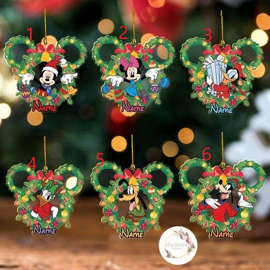 Personalized Disney characters Family Christmas Wreath Ornament, Multi-character Mickey & friends Princess Stitch Xmas Family Ornament 2024