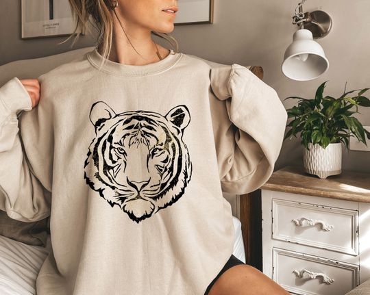Tiger Face Sweatshirt,Tiger Tshirt,Vintage Tiger Shirt,School Mascot Shirt,Tiger Face, Animal Prints, Gift for Her, Game Day Shirt