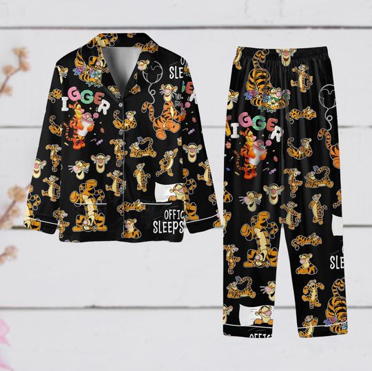 Tigger Pajamas Set, Winnie The Pooh Long Sleeve Pyjamas, Disney Movie Characters Holiday Pajamas, Womens Pajamas, Pooh And Friends Pjs