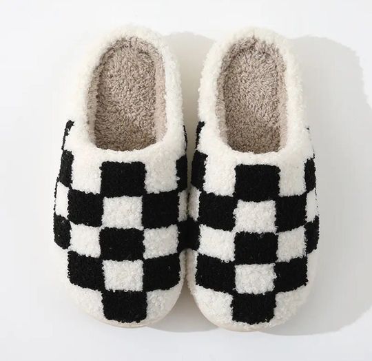 Checkered House Slippers, Trendy House Shoes Men