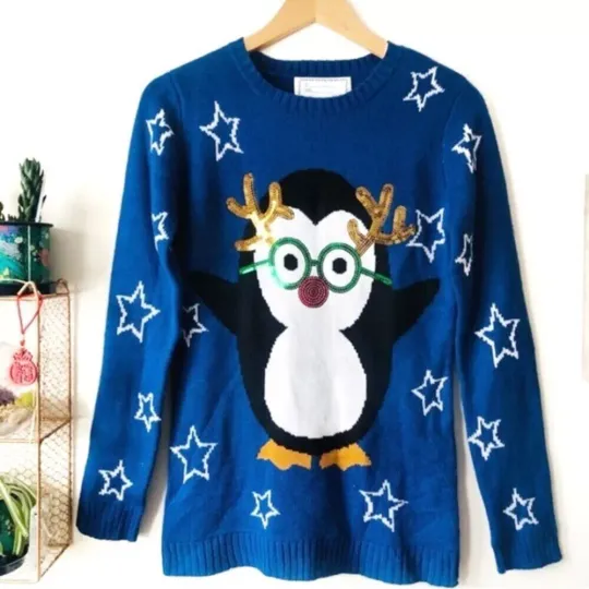 Derek Heart Sequin Penguin Winter Ugly Christmas Sweater Size Medium