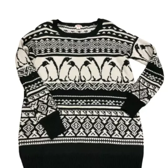 Mossimo Women Sweater M Black White Fair Isle Penguins Long Sleeve Christmas new