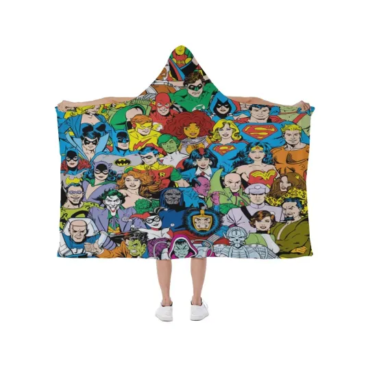 DC Comics Classic Superheroes Print Hooded Blanket