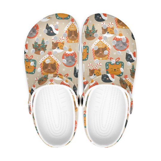 Funny beige Christmas clogs for women - children | Winter slippers - mules | Children's clogs with cat motif | Cat pattern women's shoes