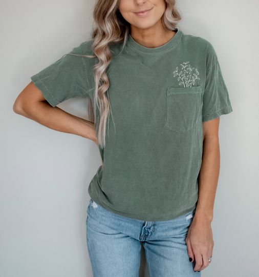 Wild Flowers Plants Pocket Shirt, Wildflower Tshirt, Floral Shirt, Botanical Shirt, Flower Shirt, Nature Lover Ladies Shirts, Womens Tees