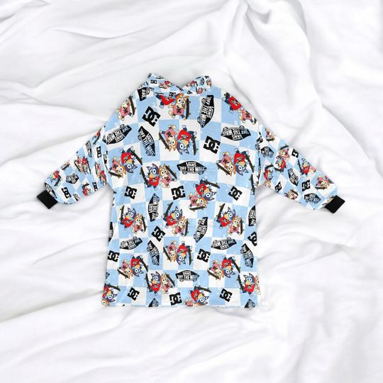 BlueyDad & Bingo Skateboard Design Childrens Blanket Hoodie Rad Adventures Await!