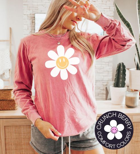Daisy Comfort Colors Long Sleeve Shirt Retro Smiley Shirt Hippie Shirt Cute Long Sleeve Summer Top Sleep Shirt Smiley Face Shirt Daisy Gift
