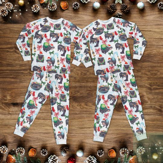 Moo Deng Funny Pajamas Set, Moo Deng Cute Family Pajamas, Cute Hippo Pajamas, Moo Deng Family Christmas Pajamas Set