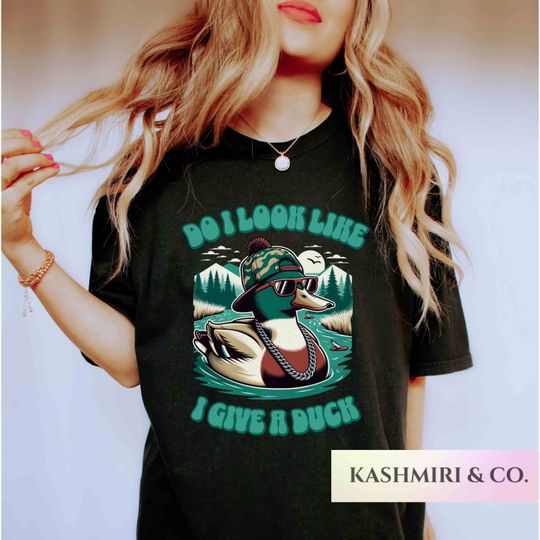 Funny Duck Shirt, Silly Goose TShirt Gift For Women For Men Teenagers, Sarcastic Y2K Duck Gift Duck Lover Shirt Do I Look Like I Give A Duck