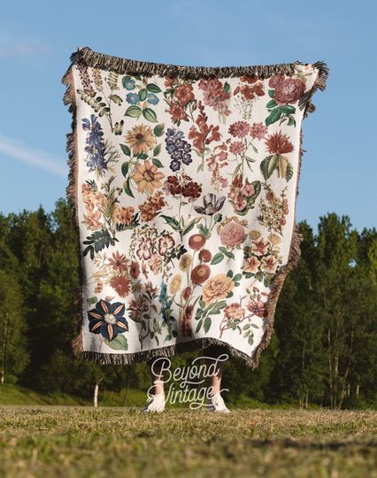 Vintage Wildflower Woven Blanket, Cotton Woven, Large Botanical Picnic Blanket Gift for Her, Maximalist Cottagecore Decor