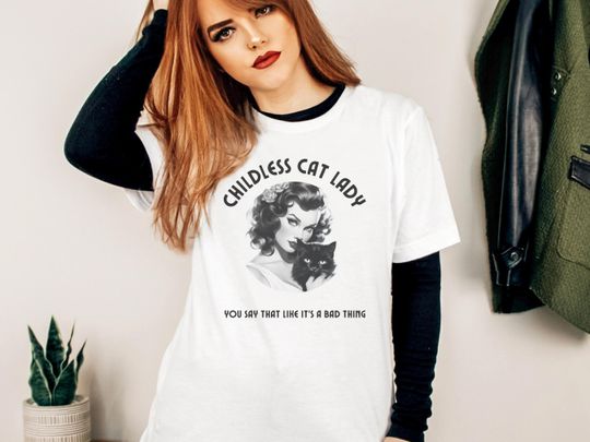 CHILDLESS CAT LADY Shirt 2024 Election Tee Fight the Patriarchy Feminist T-Shirt Woman Voter Funny Cat Lover Gift Girl Power Ladies TShirt