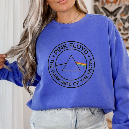 Retro Pink Floyd crewneck sweatshirt, old school aesthetic rock and roll shirt, nostalgic classic rock, vintage feel concert tour clothing