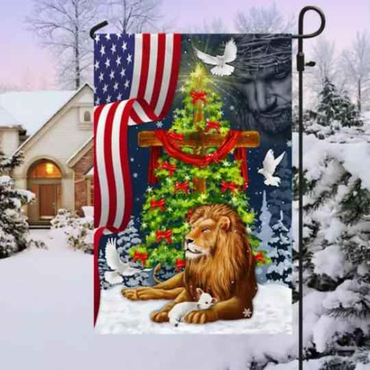 Jesus Christ Cross Lion of Judah Christmas Tree Flag Garden Flag - House Flag