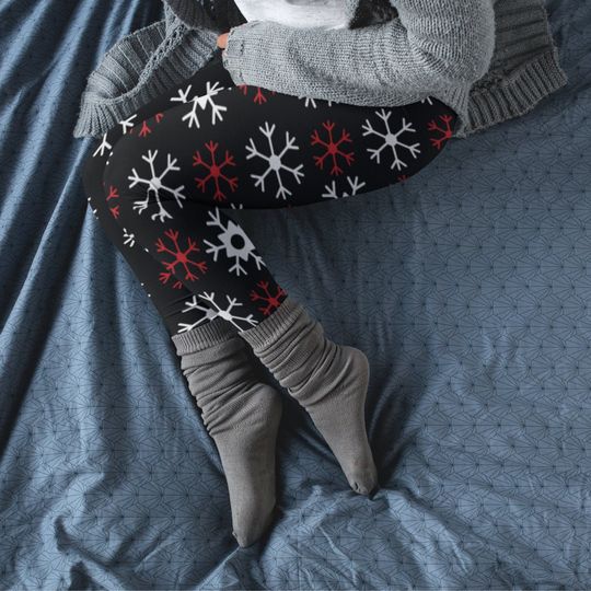 Snowflake Leggings | Womens Christmas Leggings| Holiday Yoga Pants | Christmas Leggings | Holiday Print Leggings | Stretchy Leggings