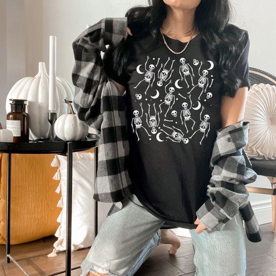 Skeleton Pattern Black Unisex Short Sleeve T-Shirt, Trendy Edgy Halloween Graphic Tee