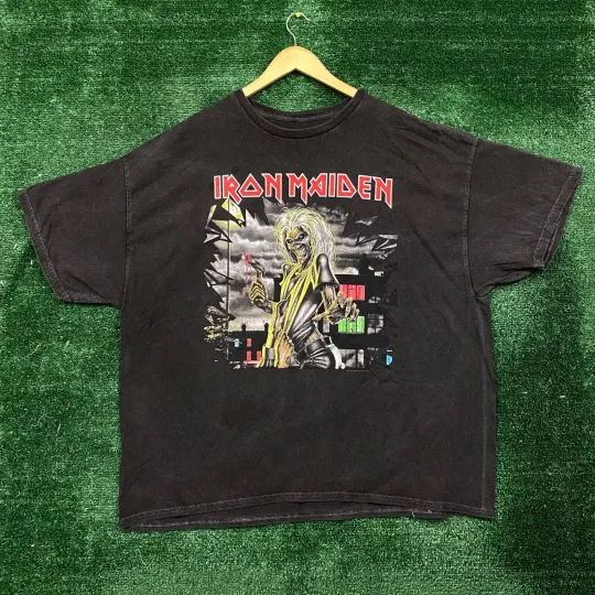 Iron Maiden Kill World Tour 1981 Heavy Metal Band T-Shirt Size 2XL