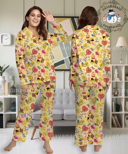 Tweety Bird Pajamas Set, Tweety Bird Woman Pajamas, Pajamas Sleepwear, Christmas Pyjamas Set , Christmas Pajamas, Comfortable Sleepwear