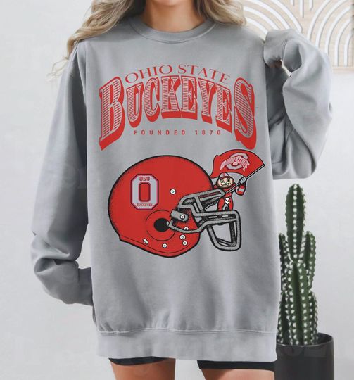 Vintage OSU Crewneck Sweatshirt, Unisex College Apparel, Game Day Gear, Sports Fan Clothing, Football Tailgate outfit, Cozy Pullover, Ohio