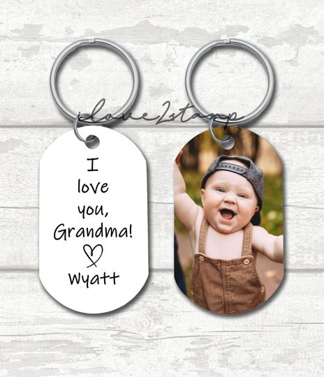 First Time Grandma Gift, New Grandma Gift From Baby, I Love You Grandma, Custom Grandma Keychain, Mother's Day Gift For Mother In Law