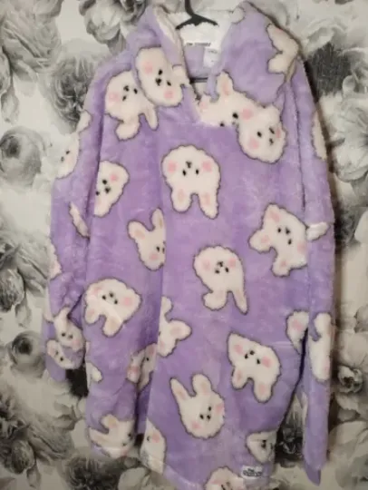 THE SNUDDIE Lilac Bunny Print Hoodie Blanket Oversized Size M/L Warm Primark
