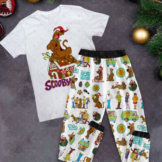 Scooby-Doo Holiday Pajamas - Family Christmas Pajamas Set for Men, Women, and Kids