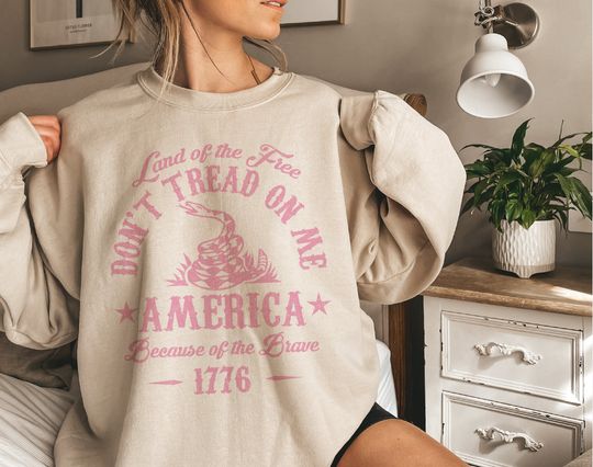 Patriotic Vintage Style Americana Sweatshirt, Dont Tread On Me Snake Shirt, Land of the Free Because of the Brave Sweater, 1776 Graphic Tee