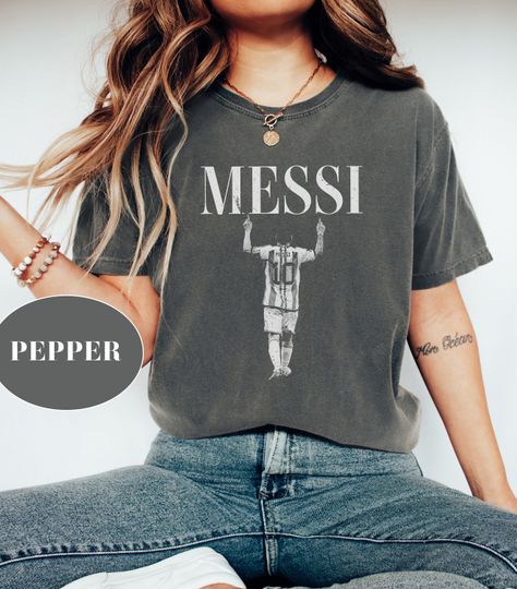 Messi Shirt, Retro Vintage Messi 90s tshirt, Messi Argentina number 10 T-shirt, Messi Inter Miami shirt, Messi Fc Barcelona shirt,
