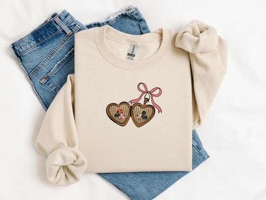 Mickey Locket Sweatshirt, Cute Locket Bow Sweater, Minnie Mickey Lover Jumper, Cute Disneyworld youth tshirt, Coquette tank top Long Sleeve