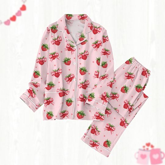 Coquette Strawberry Pajamas Set, Vintage Bow Women Pajamas