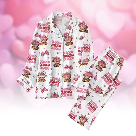 Cute Highland Cow Pajamas Set, Pink Highlands Cow Pajamas Family, Buffalo Valentine Pajamas For Her, Xoxo Animal Holiday Pajamas