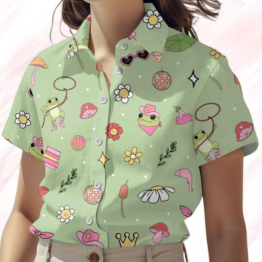 Frog Valentine Women's Short Sleeve Blouse