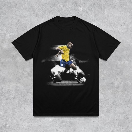 R9 Graphic T-shirt, Ronaldo Nazario Iconic Brazillian Retro Football Tee, Football Gift Idea