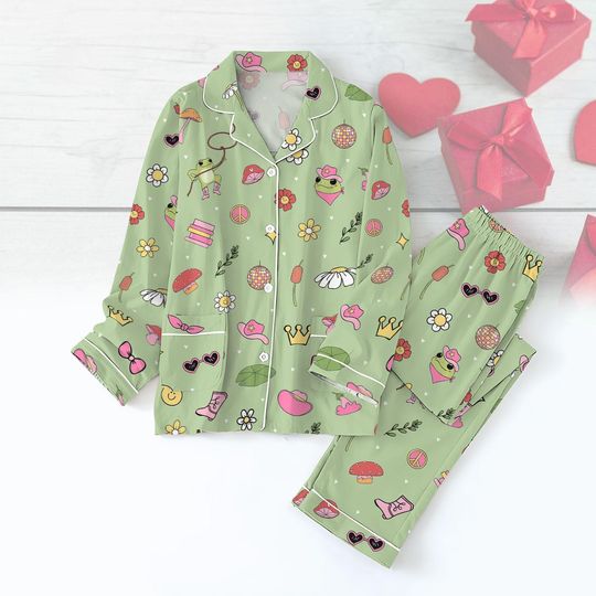 Frog Valentine Pajamas Set, Animal Love Holiday Pajamas, Frog Lovers Couple Sleepwear, K the frog Shirt Pants Set, Toad Frog Lover Gift