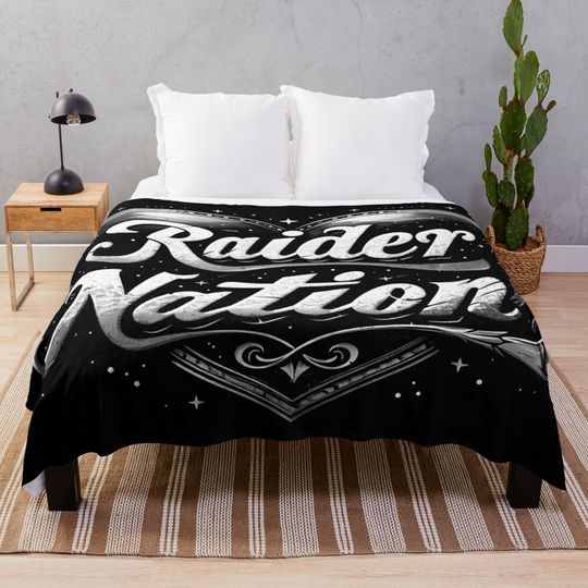 Raider Nation Heart` Throw Blanket