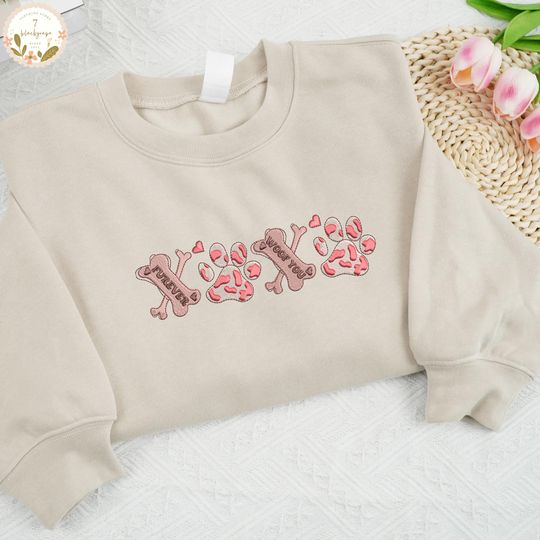 Embroidered XOXO Paw Sweatshirt, Dog Valentine Sweater, Valentine's Day Gift, Animal Lover Shirts, Gift Tee Dog Owner, Valentine Shirt Women