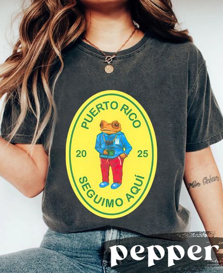 Bad Bunny Debi Tirar Ms Fotos lbum T-Shirt