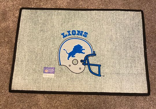 Vintage Detroit Lions door mat // 90s football football // deadstock new old stock // Big helmet logo // floor mat // rare original welcome mat