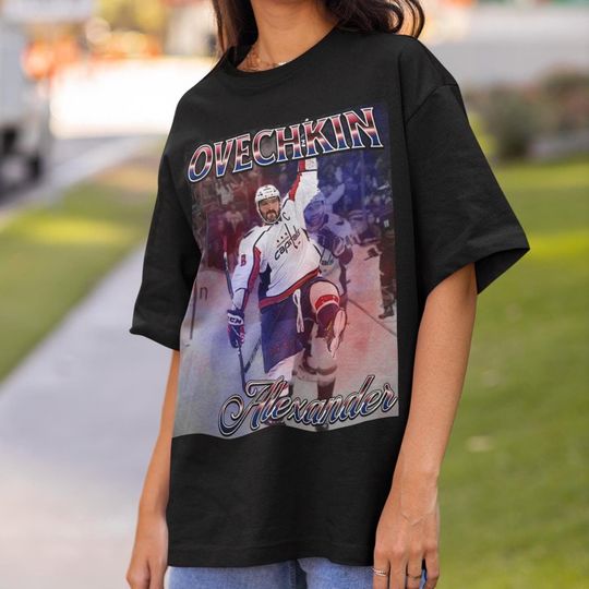Alex Ovechkin Shirt Vintage 90s Washington Capitals NHL Hockey Design Retro Bootleg Gift Classic Graphic Tee Unisex T-Shirt Limited Edition