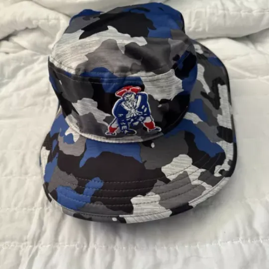 New Era football New England Patriots Camo Bucket Hat Black/grey/blue