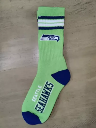 Seattle Seahawks Mens 4 Stripe Deuce football Team Crew Socks Large