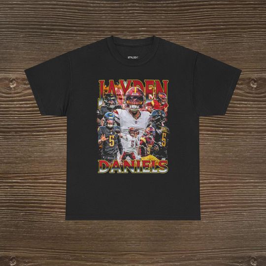 Jayden Daniels Graphic T-Shirt - 90s Style Retro football Tee Washington Commanders Fan Apparel Football Legend Shirt Sports Graphic Tee