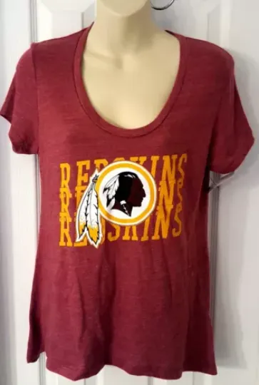 WASHINGTON REDSKINS Womens T Shirt Size Small 3D Marquee Gold Sparkle Logo New
