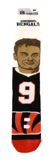NEW! Joe Burrow #9 Cincinnati Bengals football Large Crew Socks Fits 10-13
