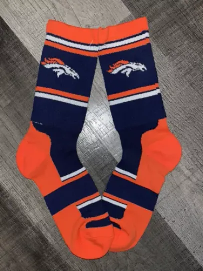 DENVER BRONCOS football FOOTBALL TEAM LOGO MICROFIBER STRETCH CREW LENGTH SOCKS MED