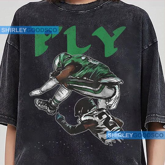 Fly The Reverse Hurdle T-Shirt, Saquon Barkley Jump Hurdle Backwards Philadephia Football T1, Iconic Moment, Kelly Green Crewneck Sweat