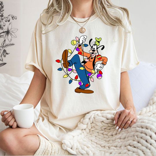 Goofy Christmas T-Shirt, Disneyland Christmas T-Shirt, Santa Goofy Christmas T-Shirt, Disney Lover T-Shirt