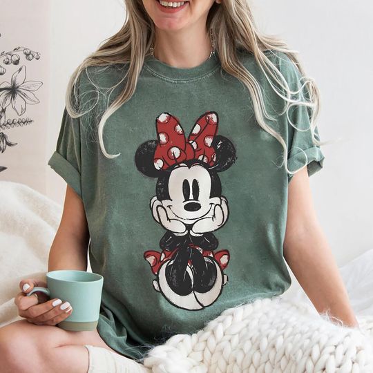 Disney Classic Minnie Mouse Shirt Retro Minnie T-Shirt for Disneyland Trip, Disneyland Holiday Family Matching Shirt, Disney Minnie Gift Tee